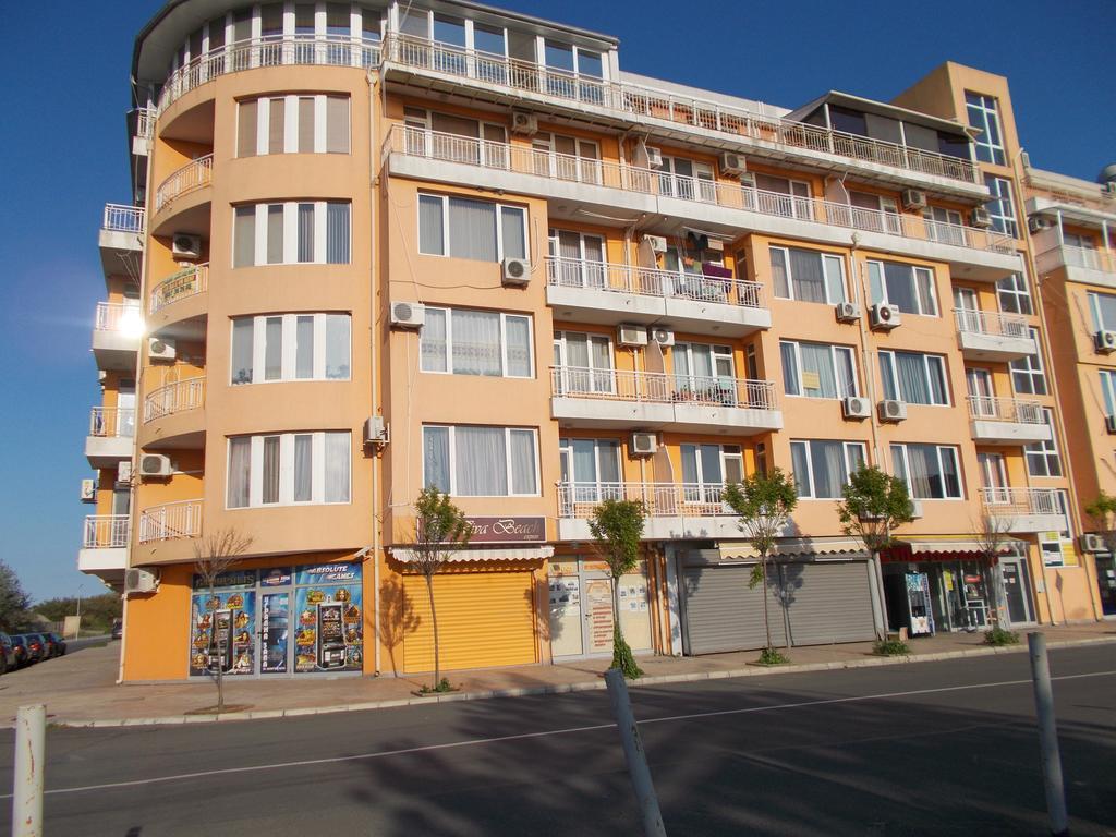 Apartamenti Zhelezovi بوموري المظهر الخارجي الصورة